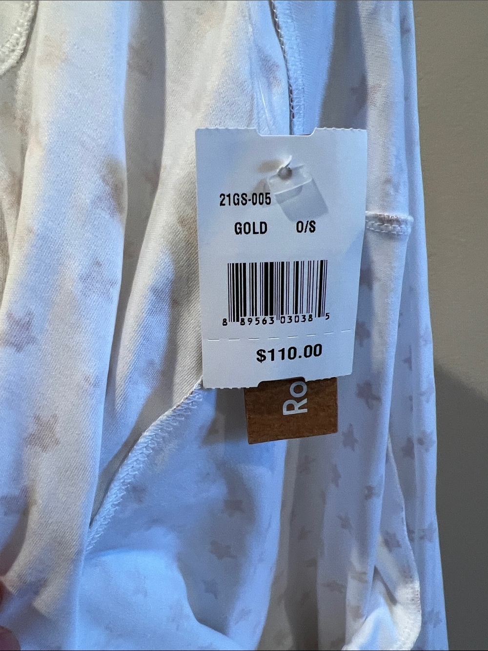 Roller Rabbit White Robe with Gold Star Motif - Picture 2 of 6